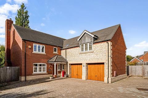 Gaydon 5 bed detached house for sale