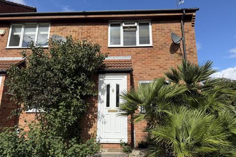 Jenner Mead, Chelmsford 2 bed end of terrace house for sale