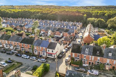 Church Street, Daventry NN11 3 bed end of terrace house for sale