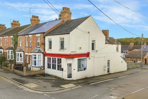 Church Street, Daventry NN11 3 bed end of terrace house for sale