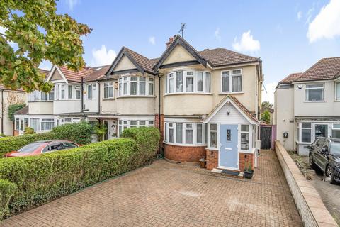Drake Road, Harrow, Middlesex 3 bed end of terrace house for sale