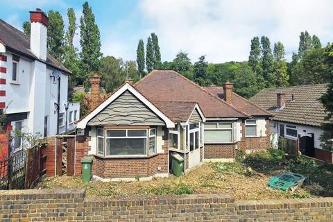 29 Penn Lane, Bexley, Kent, DA5 1HB 4 bed bungalow for sale