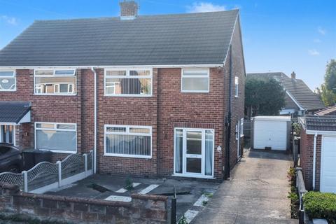 Kirkham Drive, Toton 3 bed semi