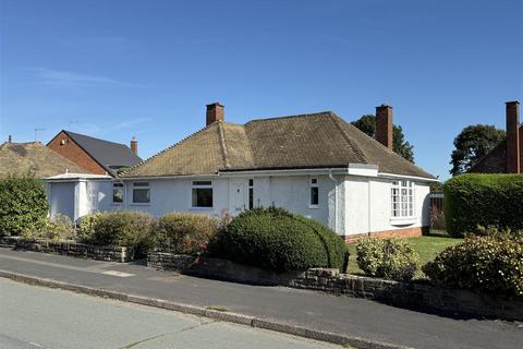 Crestwood Park, Brewood 3 bed bungalow for sale