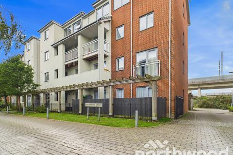Drummond Grove, Willesborough... 2 bed flat for sale