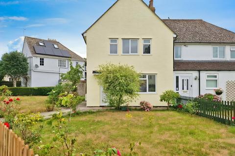 Brizewood, Carterton OX18 3 bed semi