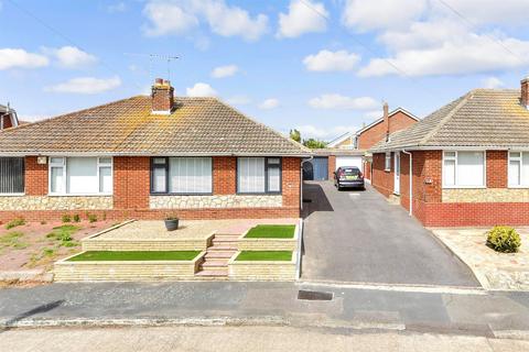 Freemans Close, Seasalter... 2 bed semi
