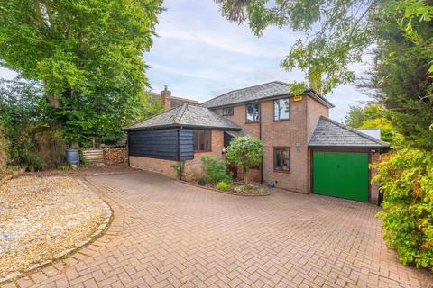 Soulbury Road, Burcott, Leighton Buzzard 4 bed detached house for sale