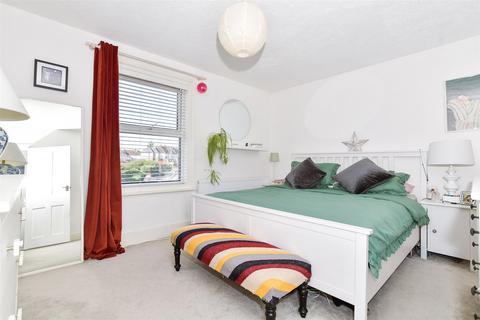 Western Road, Maidstone ME16 3 bed terraced house for sale