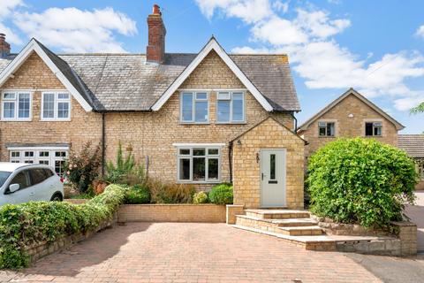 Church Lane, Greetham 3 bed cottage for sale