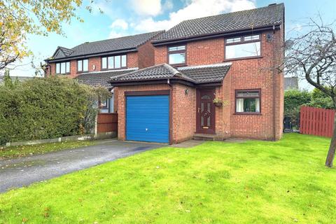 Churnet Close, Westhoughton, Bolton 3 bed detached house for sale