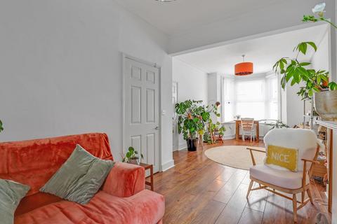 Perry Rise, London 3 bed house for sale