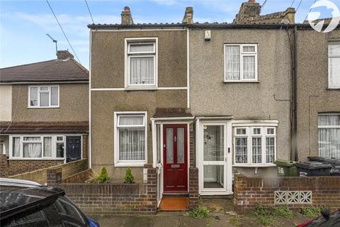 Bayly Road, Dartford, Kent, DA1 2 bed end of terrace house for sale