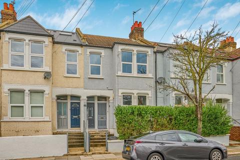 Charlmont Road, London SW17 2 bed maisonette for sale