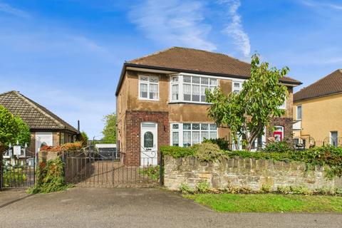 Gleadless Road, Gleadless. S12 2LG 3 bed semi