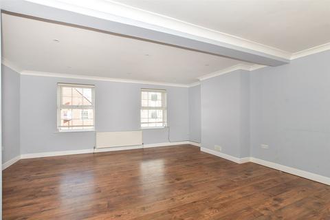 High Street, Uckfield, East Sussex 3 bed maisonette for sale