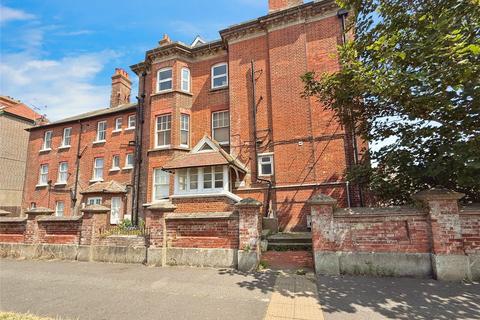 Fitzalan Road, Littlehampton, West... 2 bed apartment for sale