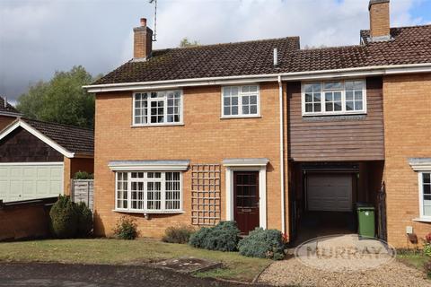 Jasper Road, Oakham LE15 4 bed house for sale