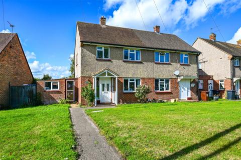 West Ring, Tongham GU10 2 bed semi