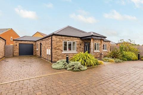 Spalding Road, Pinchbeck 3 bed detached bungalow for sale