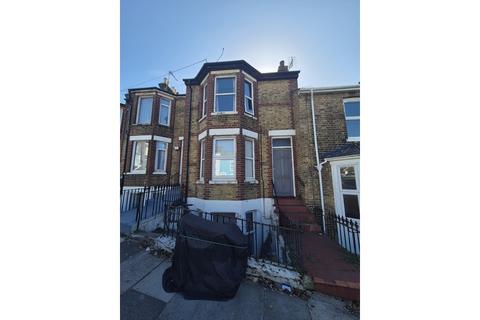 Victoria Road, Ramsgate CT11 1 bed terraced house for sale