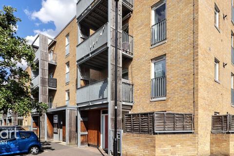 Walton Road, London 1 bed flat for sale