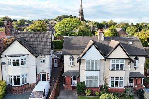 The Avenue, Stoke
