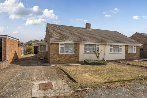 Gravel Pit Road, Flitwick, MK45 2 bed bungalow for sale