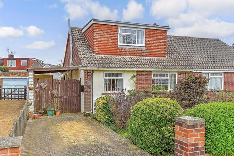 Sunnymead Drive, Waterlooville... 3 bed chalet for sale