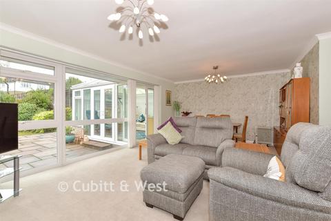 Blackborough Road, Reigate RH2 3 bed detached bungalow for sale