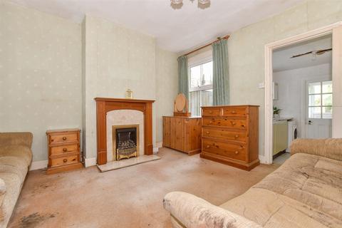 Church Hill, Dover CT15 2 bed terraced house for sale