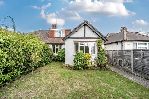 New Haw Road, Surrey KT15 3 bed semi