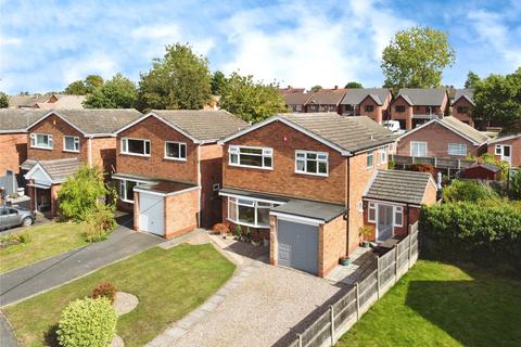 Primrose Drive, Hinckley LE10 3 bed detached house for sale