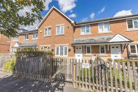 Winch's Meadow, Burnham SL1 3 bed terraced house for sale