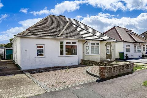 Grove Avenue, Portchester, 2 bed semi
