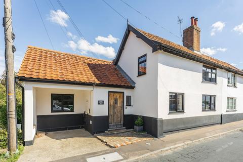 The Street, Hempnall 3 bed semi