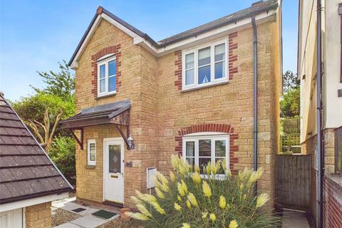 Talmena Avenue, Wadebridge, Cornwall 3 bed detached house for sale