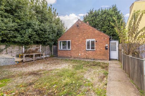 Carlton Road, Boston 2 bed detached bungalow for sale