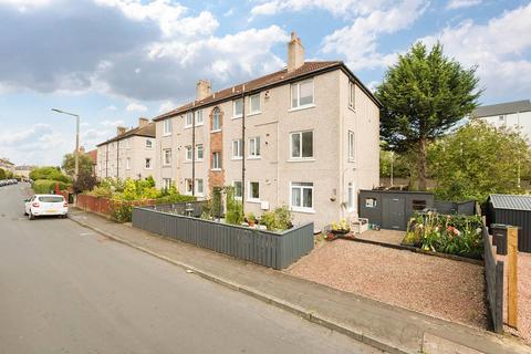 75/6 Sighthill Drive, Edinburgh, EH11... 2 bed flat for sale