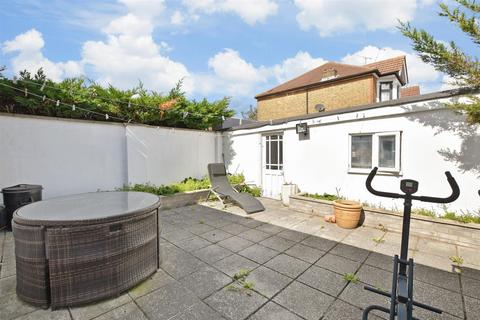 Meads Lane, Ilford, Essex 3 bed end of terrace house for sale