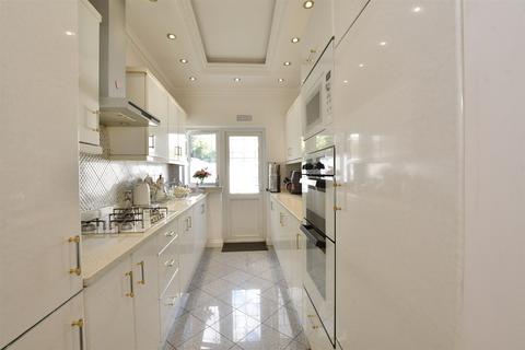 Meads Lane, Ilford, Essex 3 bed end of terrace house for sale