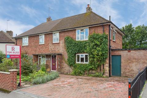 Highfield Road, Princes Risborough HP27 3 bed semi