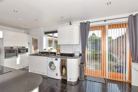 Cambridge Road, Canterbury CT1 4 bed terraced house for sale