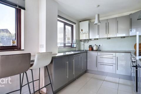 Gautrey Square, London 3 bed semi