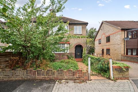 Sydney Road, Muswell Hill, London, N10 3 bed semi