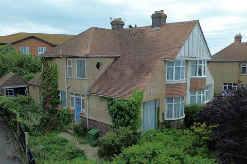 Knoll Rise, St Leonards