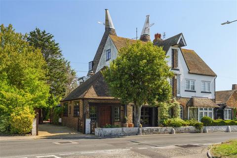 North Oast House, 99 Chestfield Road... 4 bed semi