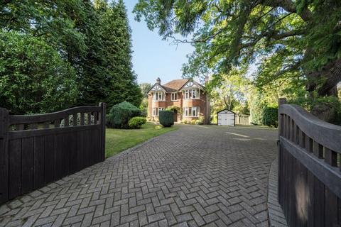 Beech Lane, Matfield 3 bed detached house for sale