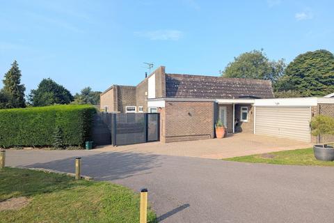 Sumners, Ardingly, RH17 3 bed detached bungalow for sale