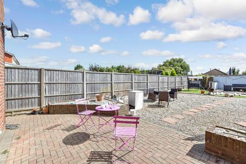 Adie Road, Greatstone, Kent 5 bed semi